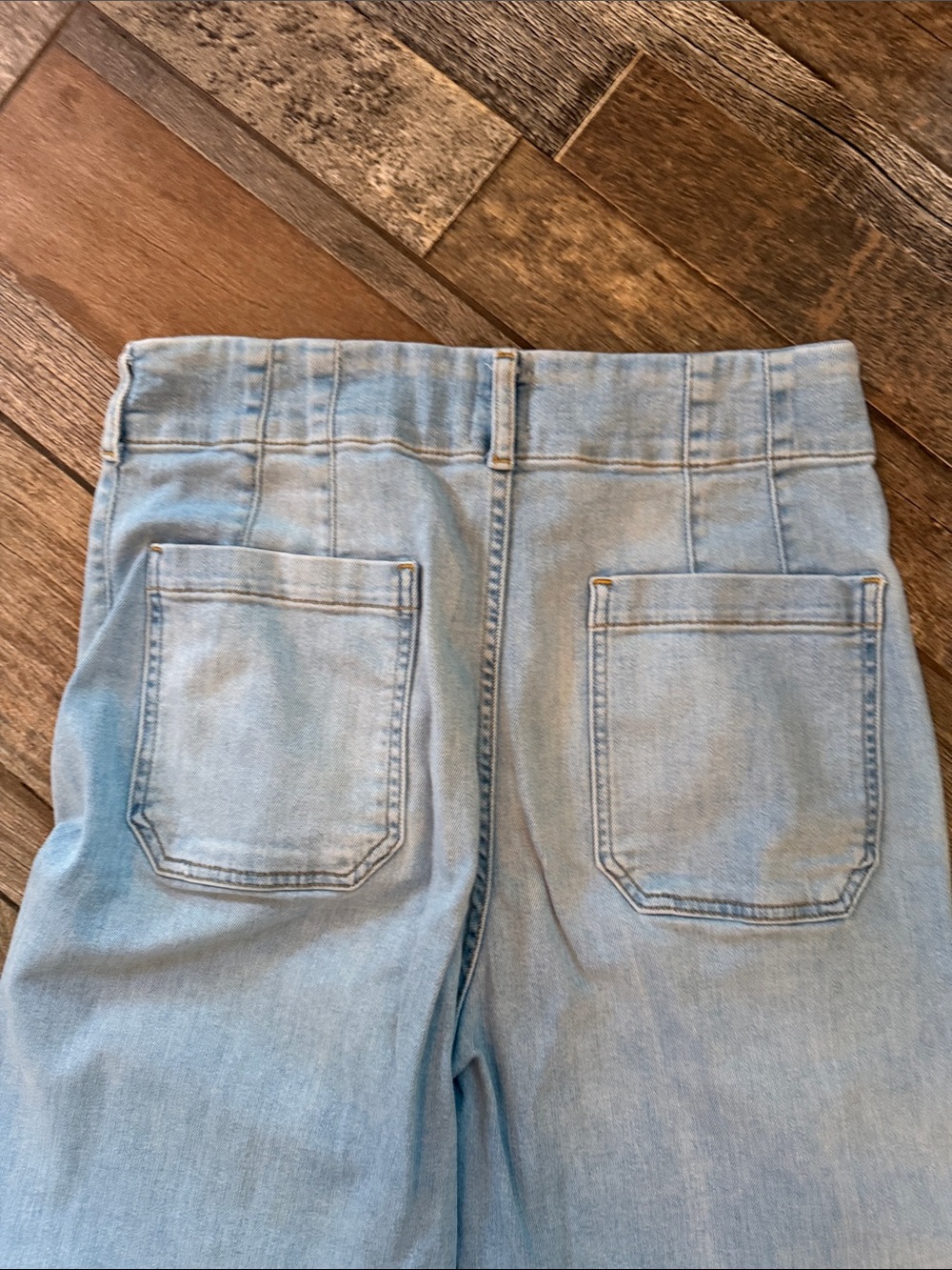 EUC Maeve Colette High-Rise Wide-
Leg Cropped Jeans color Korat Wash - Picture 10 of 10